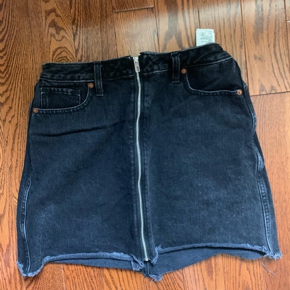 Abercrombie women’s denim skirt/Size 29 - Picture 1 of 3